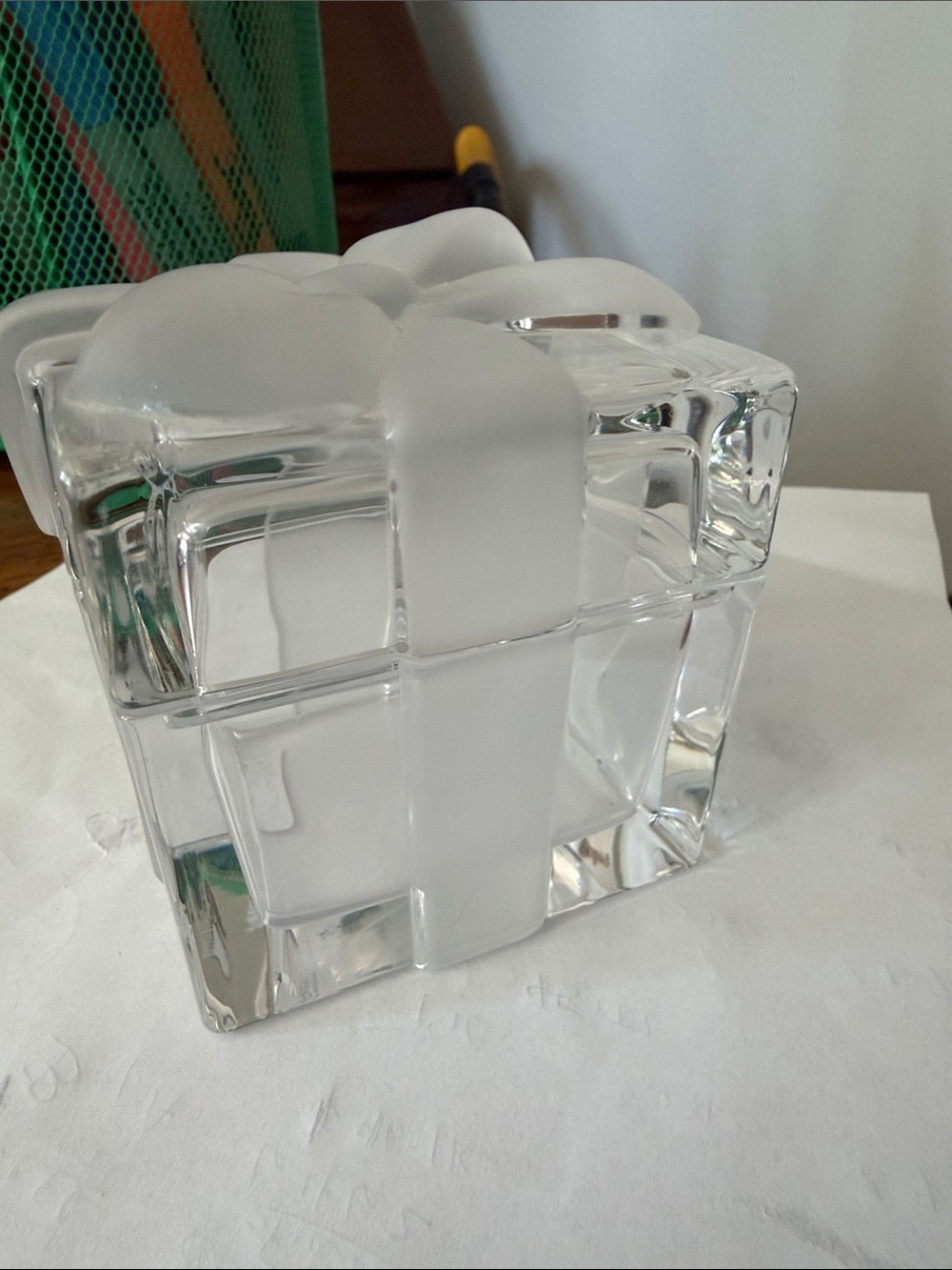 Tiffany & Co Clear Glass Trinket Box with Frosted Ribbon Accent - White